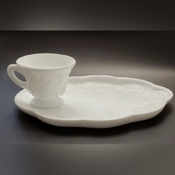 (2pc) Set "Harvest Milk Glass" Bright White Plate/Tray & Cup by Colony - Picture 2 of 12